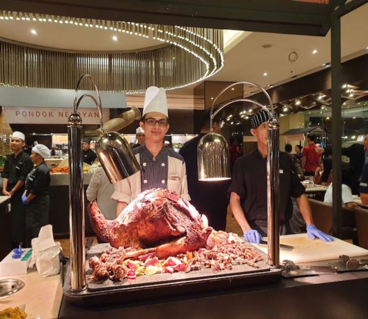 Semarakkan Remadan Le Meridien Kota Kinabalu celebrate the spirit of togetherness