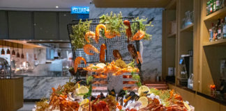 Dining – Seafood buffet and Longest Weekend High-Tea Buffet Hilton Kota Kinabalu